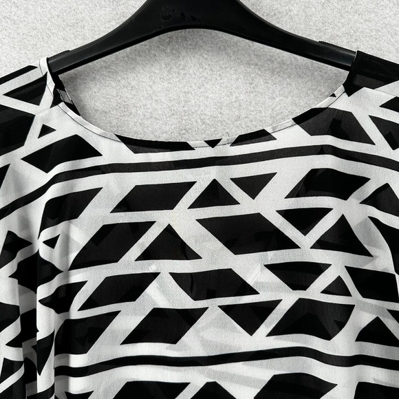 Catherines Plus Poncho Top Shirt Womens 0X/1X Blouse Short Sleeve Boho - Picture 10 of 15